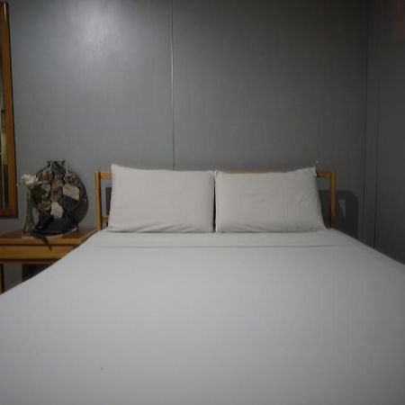 Hotel Uno Davao Экстерьер фото