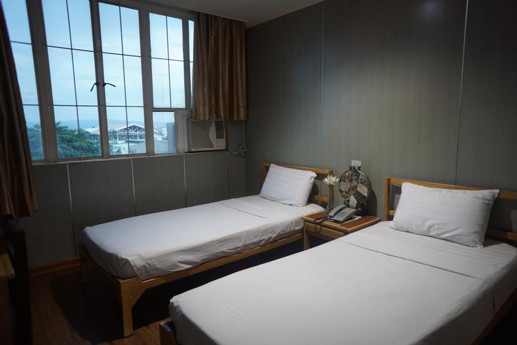Hotel Uno Davao Экстерьер фото