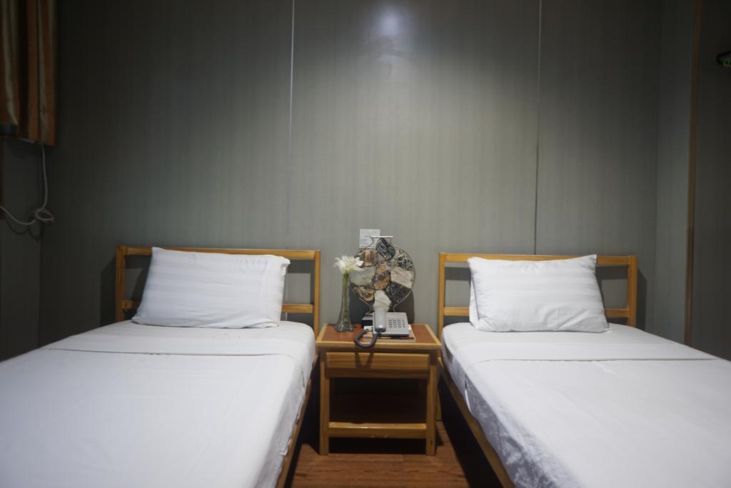 Hotel Uno Davao Экстерьер фото