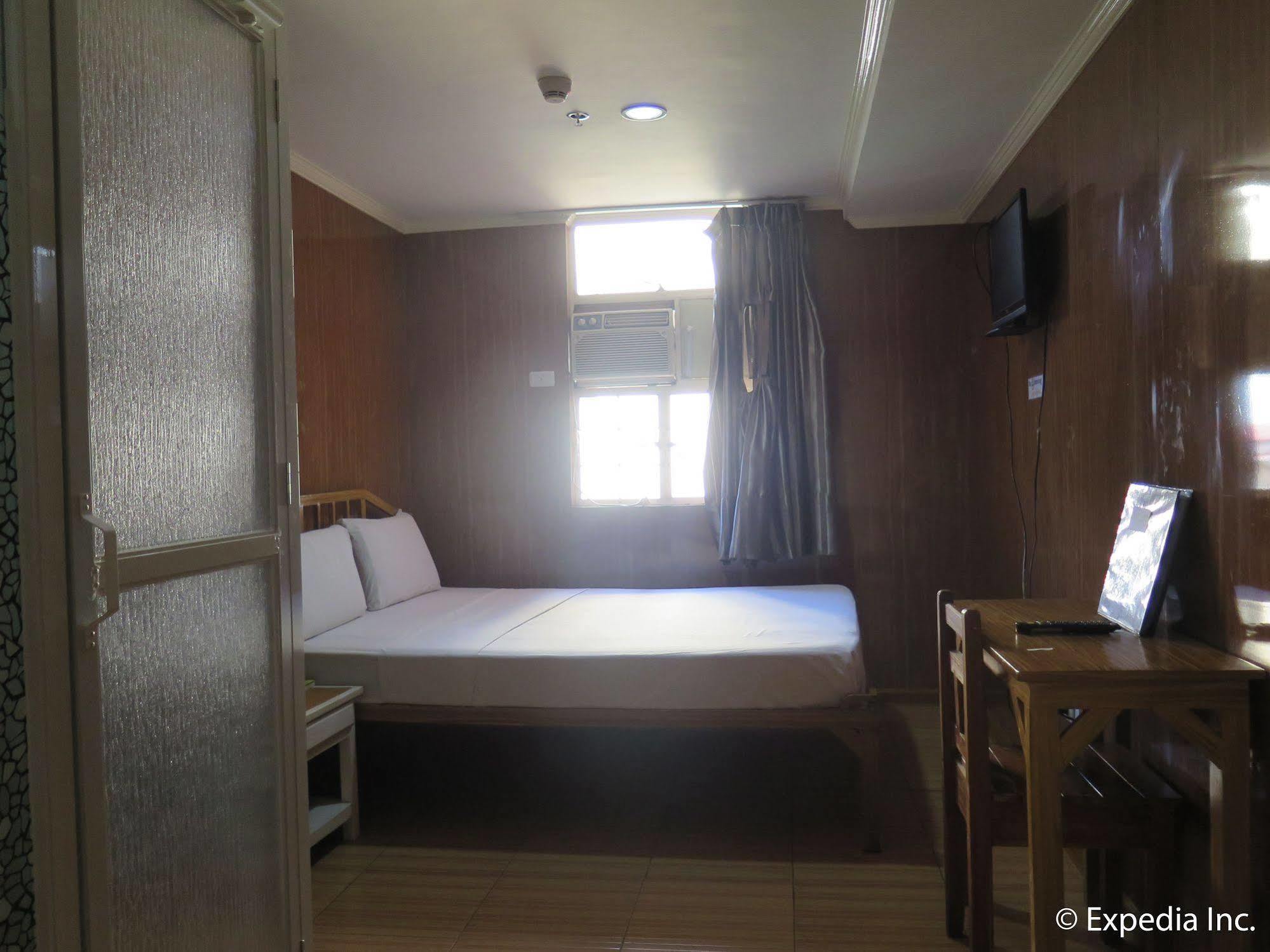 Hotel Uno Davao Экстерьер фото